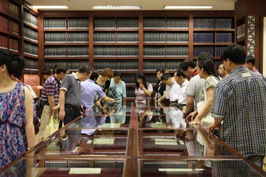 http://pcab.nlc.gov.cn/ewebeditor/uploadfile/20120711172142001.jpg